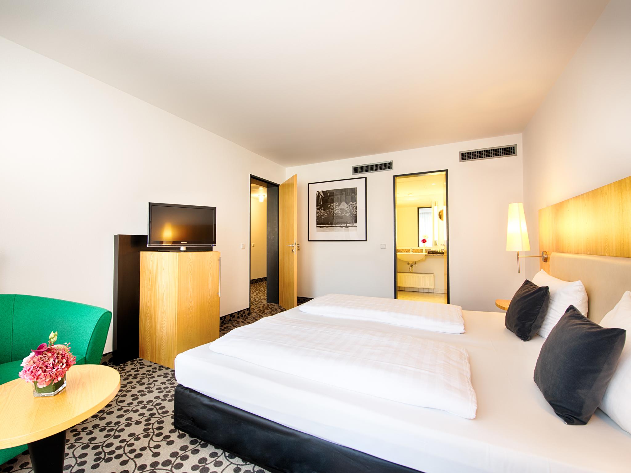 Achat Hotel Offenbach Plaza Exterior photo